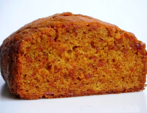CARROT CAKE WITH GINGER OIL